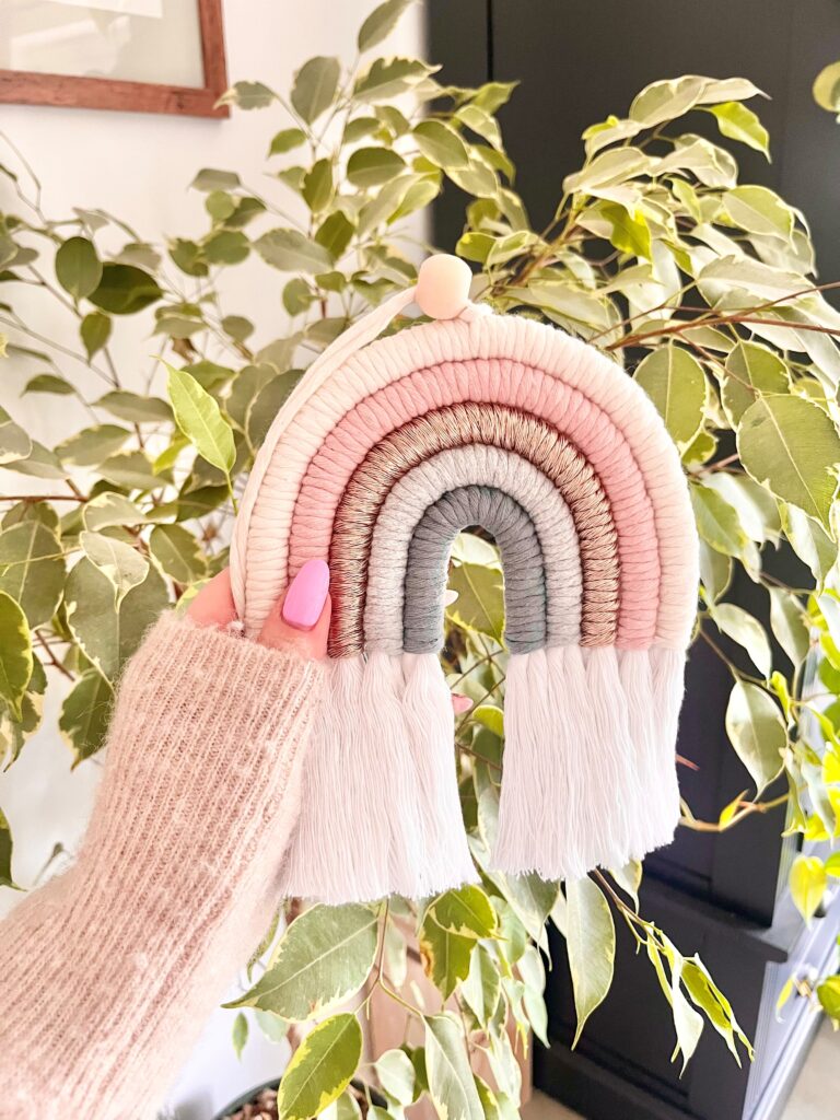 macrame rainbow classic pink